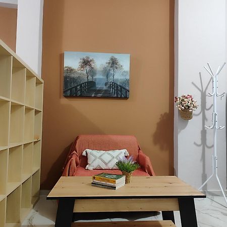 Charilia Apartment Mytilene Bagian luar foto