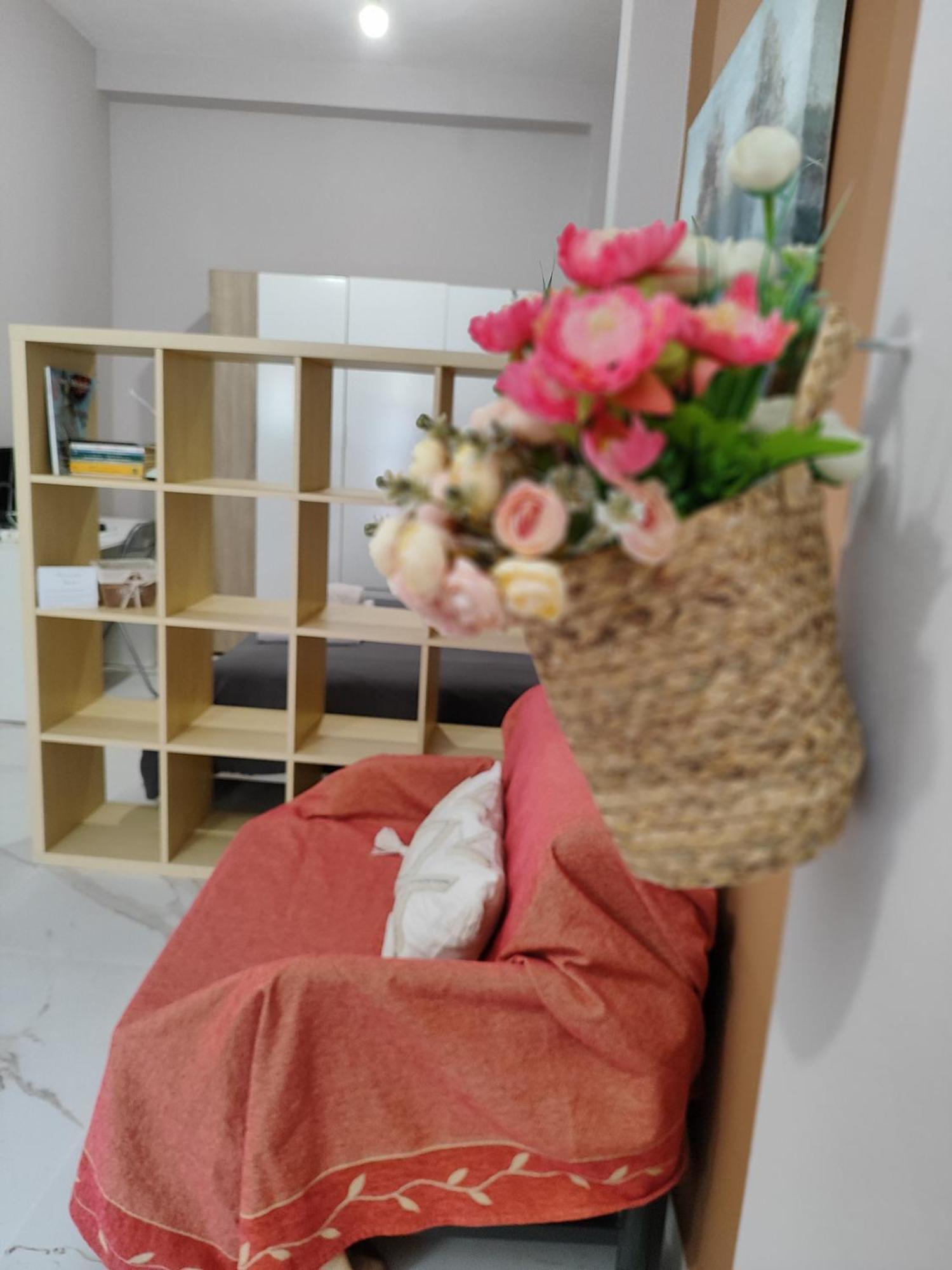 Charilia Apartment Mytilene Bagian luar foto