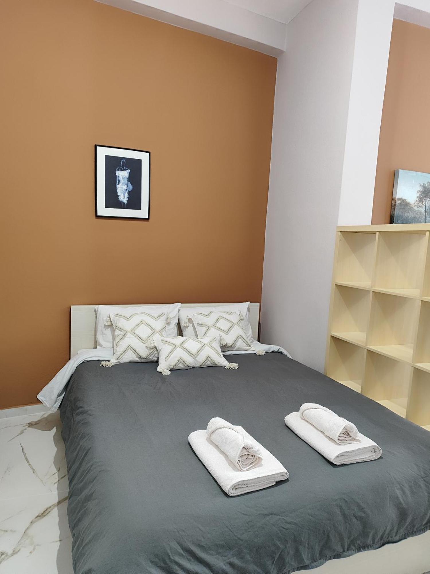 Charilia Apartment Mytilene Bagian luar foto